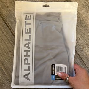 **SOLD** Alphalete alphalux leggings